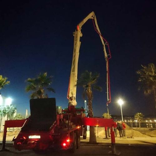 Trabajos de hormigón en la playa